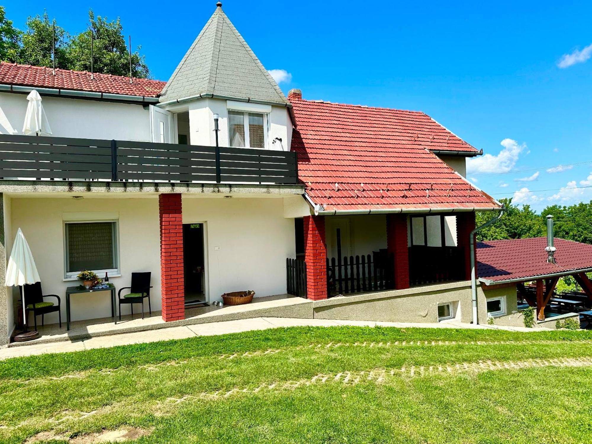 Hotel Szent Orbán Panzió Zalakaros Exterior foto