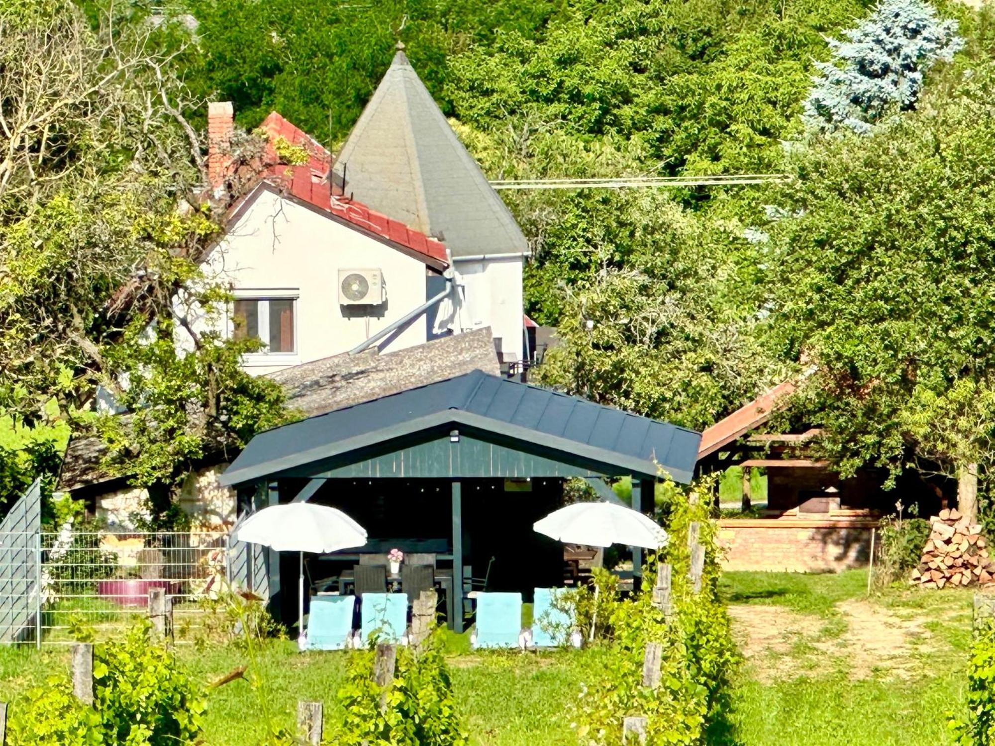 Hotel Szent Orbán Panzió Zalakaros Exterior foto